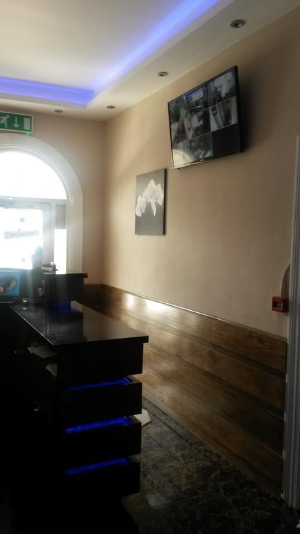 The Crystal Lodge Hotel Croydon Luaran gambar