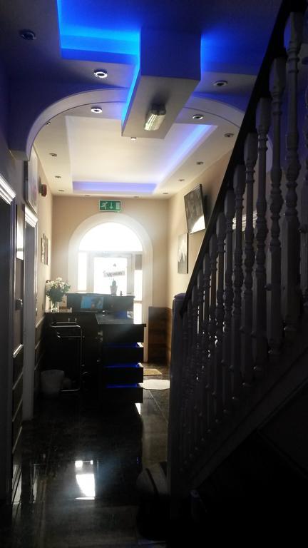 The Crystal Lodge Hotel Croydon Luaran gambar