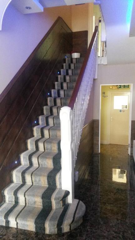 The Crystal Lodge Hotel Croydon Luaran gambar