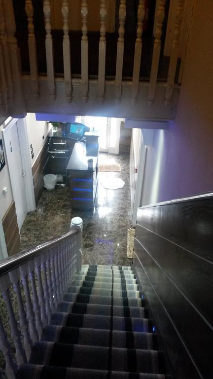 The Crystal Lodge Hotel Croydon Luaran gambar